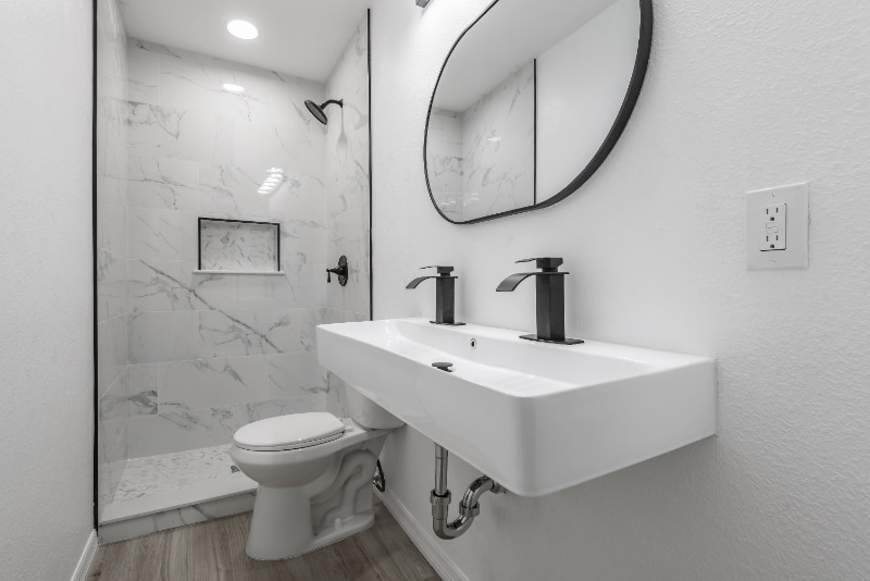 Building Photo - 763 NE 12th St