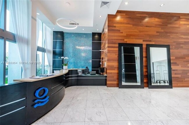 Building Photo - 7928 East Dr