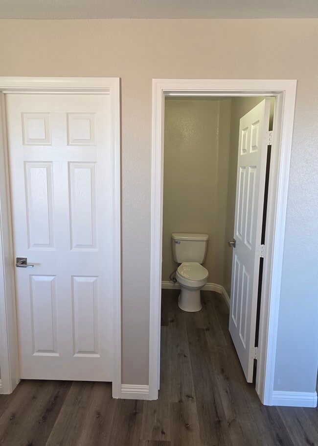 Building Photo - 658 Integrity Point Ave