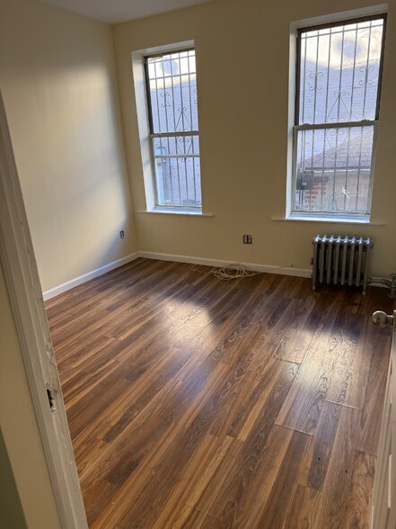 Building Photo - 873 Lenox Rd