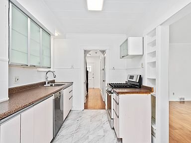 Building Photo - 34 Estella Ave