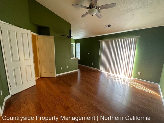 Building Photo - 3 br, 2 bath House - 1502 Barnum Ct