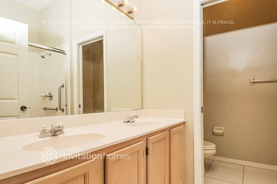 Building Photo - 10819 Capstan Lake Dr