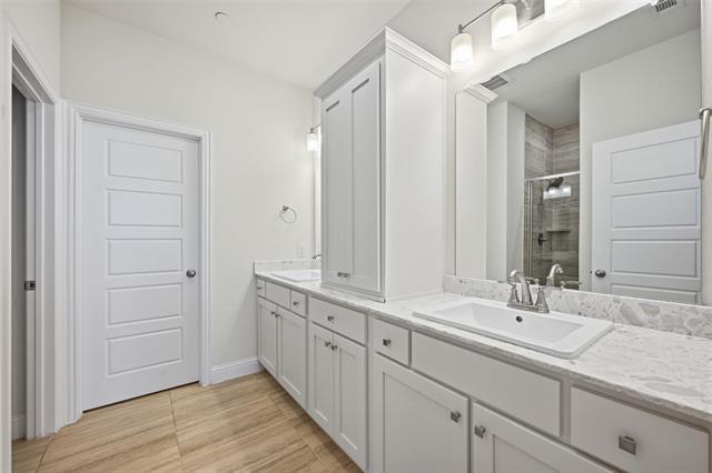 Building Photo - 4624 Piedras Lanzar Dr