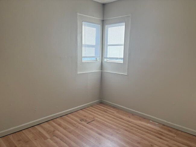 Building Photo - 1239 N Piatt St