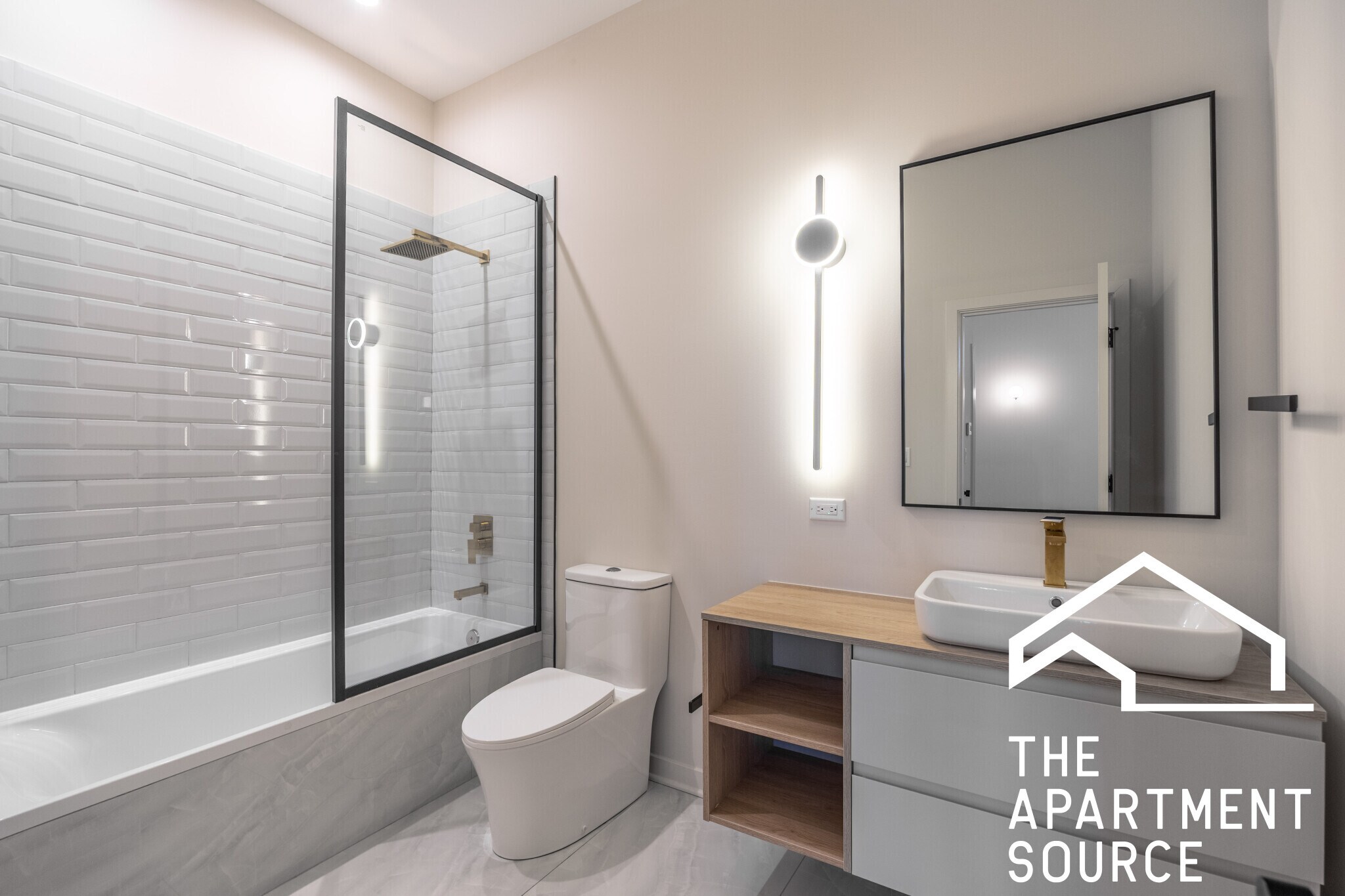 Building Photo - 3207 N Narragansett Ave