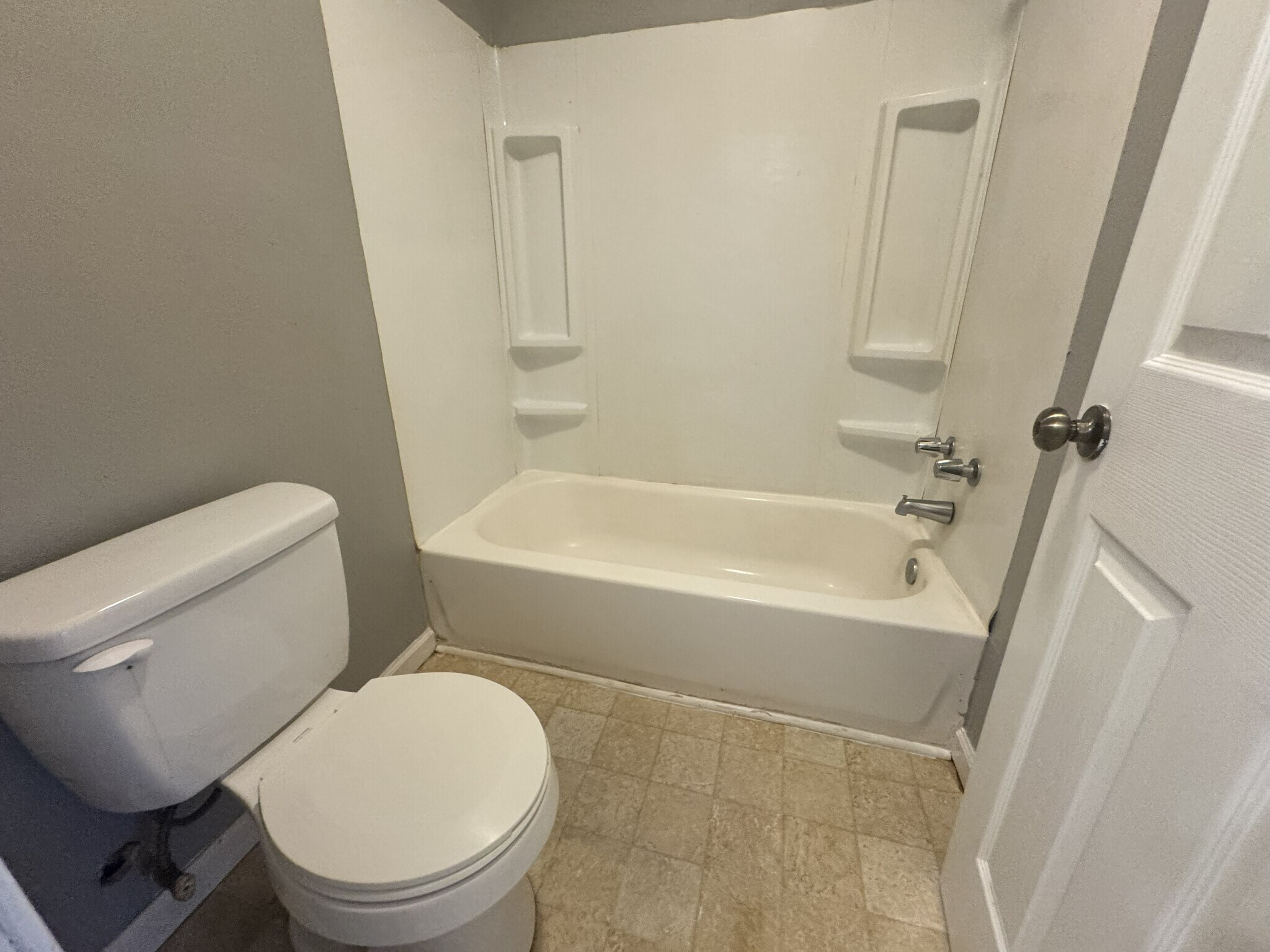 Bathroom - 106 N Carter St