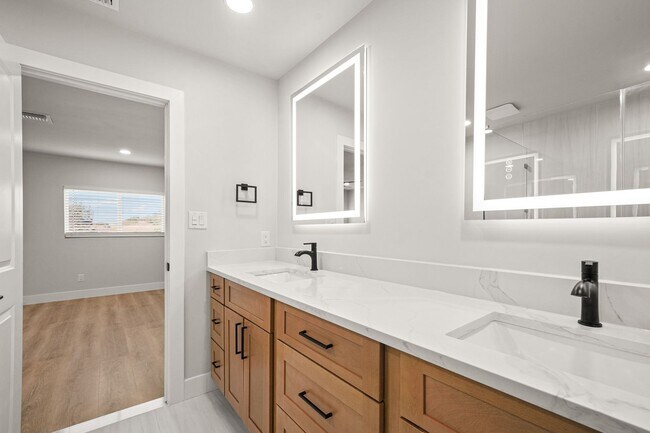 Building Photo - “Newly Remodeled 4BR Home in Prime San Antonio Location”