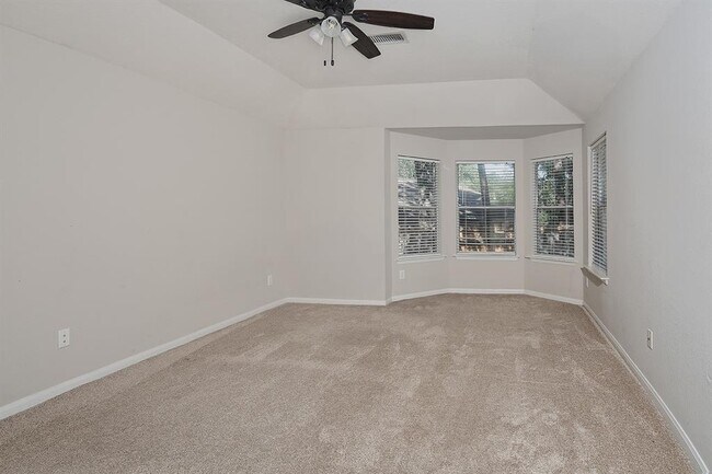 Building Photo - 99 E Foxbriar Forest Cir