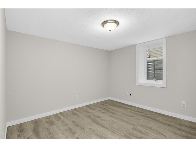 Building Photo - 3744 Perry Ave N