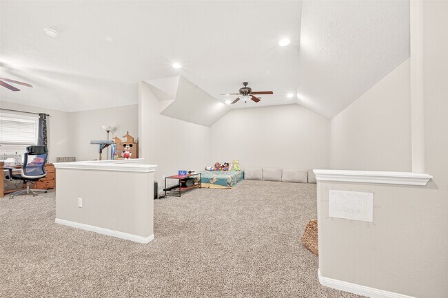 Building Photo - 20702 Sommerset Branch Ct