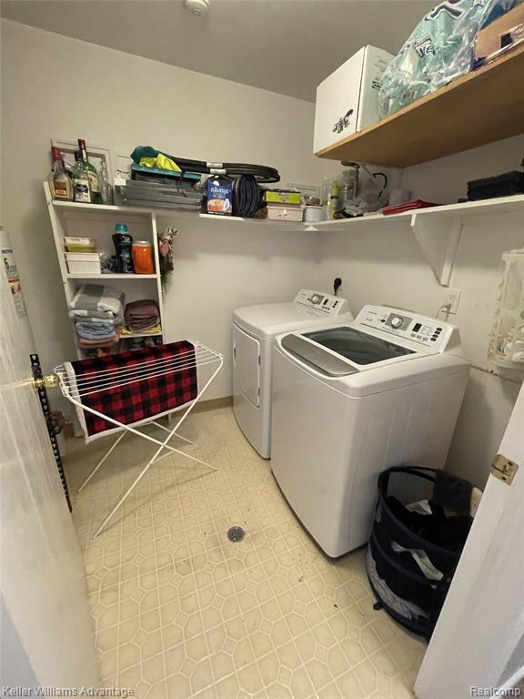 Building Photo - 42595 Lilley Pointe Dr