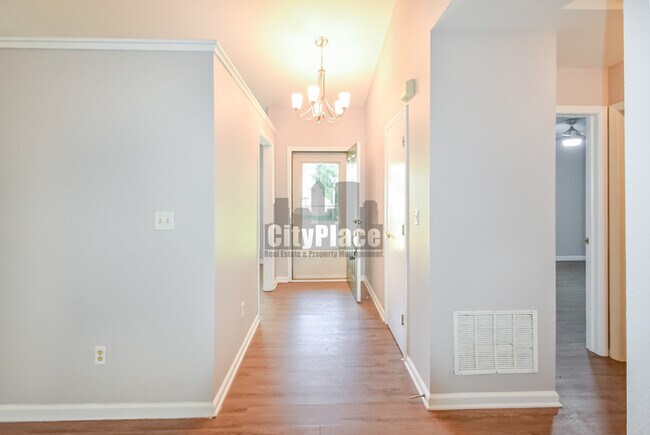 Building Photo - 4617 Welton St