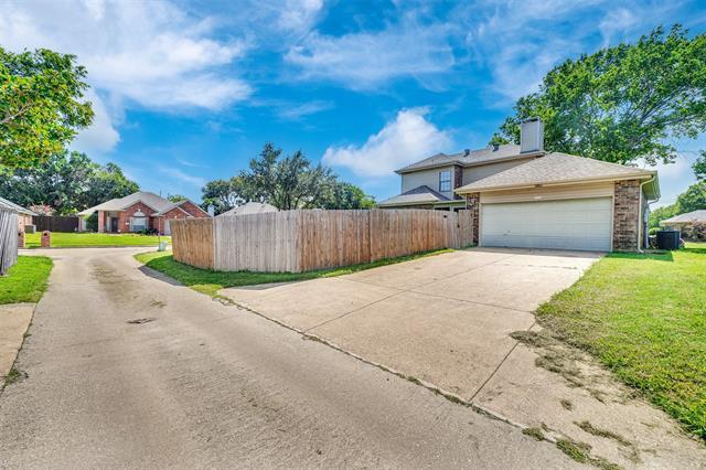 Building Photo - 5102 Wood Creek Ln