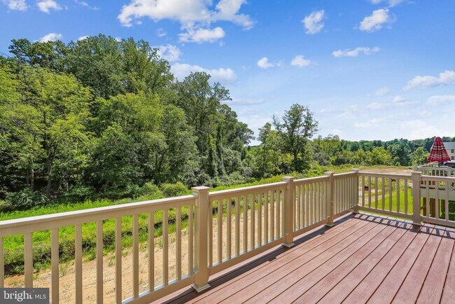 Building Photo - 19753 Grn Vlg Dr