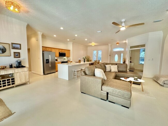 Building Photo - 181 Kel-Wen Cir