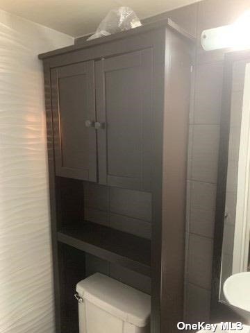 Building Photo - 97-12-97-63 63rd Dr