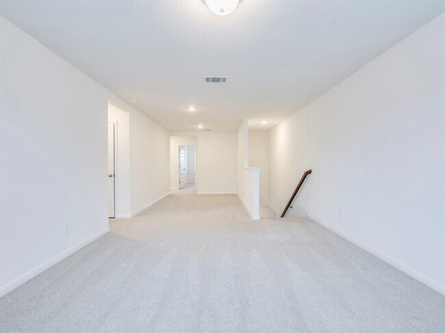 Building Photo - 260 Cathedral Mountain Dr