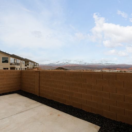 Building Photo - 2026 W 380 N