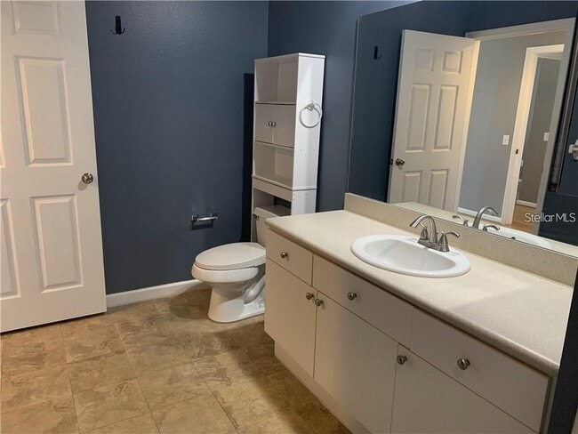 Building Photo - 322 E Central Blvd