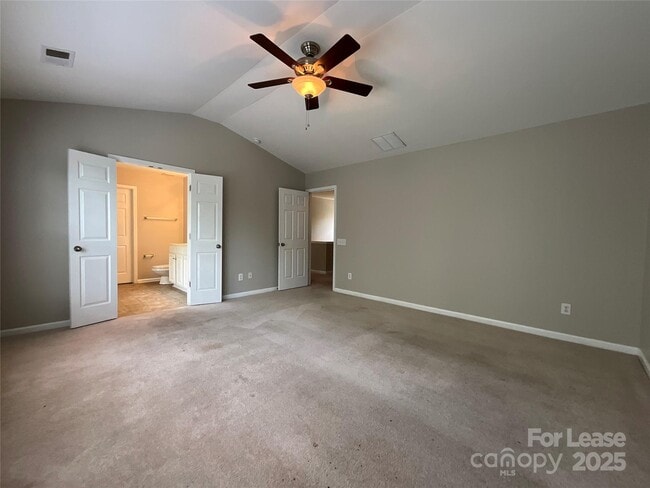 Building Photo - 2111 Arbor Vista Dr