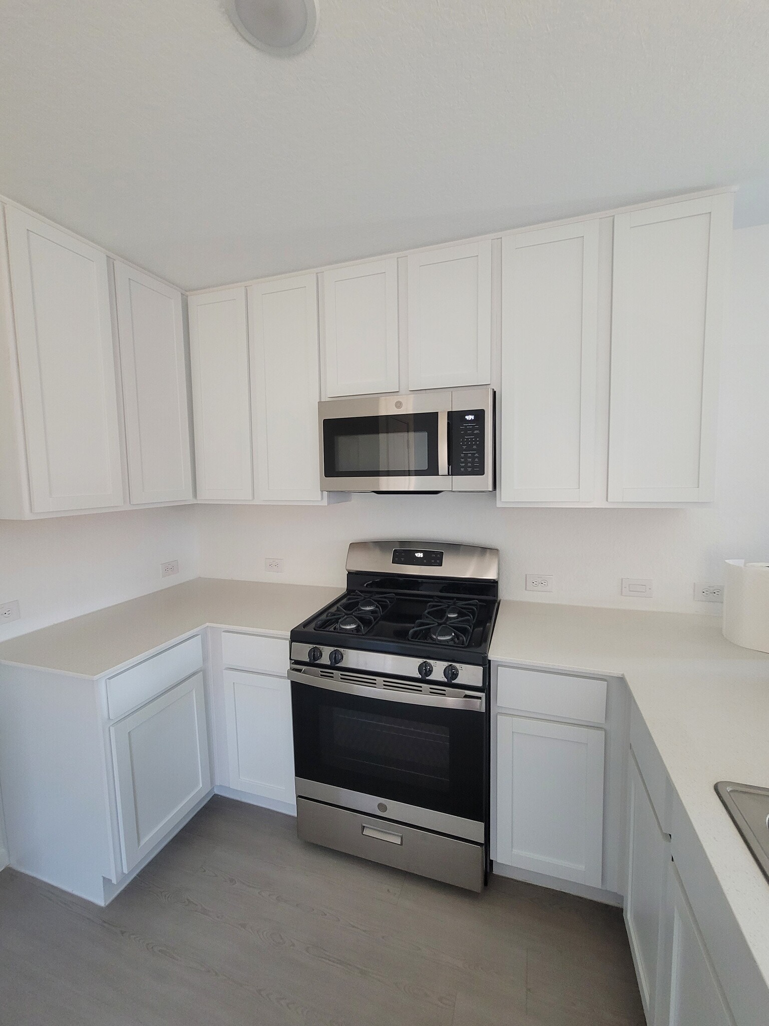 Building Photo - 7514 India Star