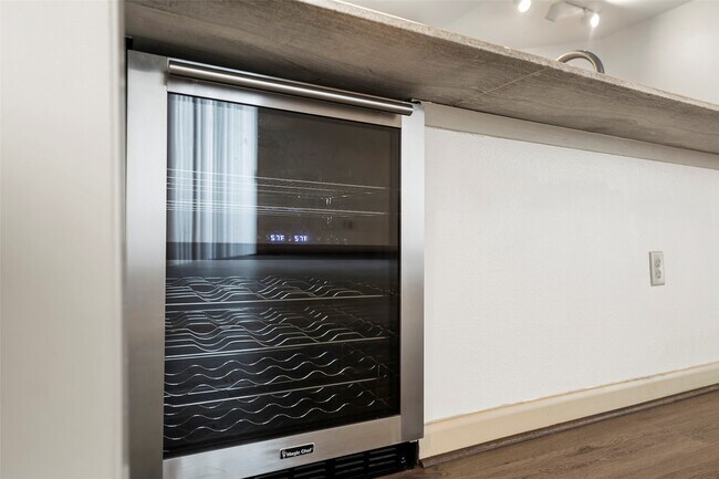 Building Photo - 3505 Sage Rd