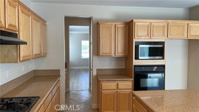 Building Photo - 6562 Emerald Downs St