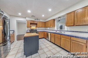 Building Photo - 13739 Paloma Wood