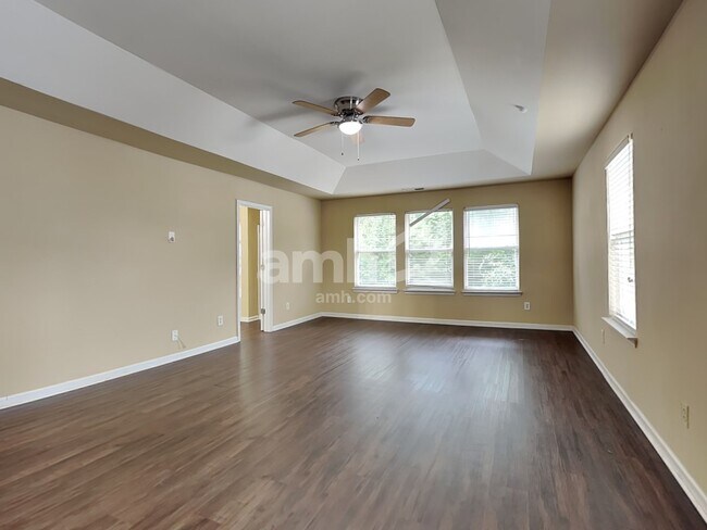 Building Photo - 889 Bramble Way