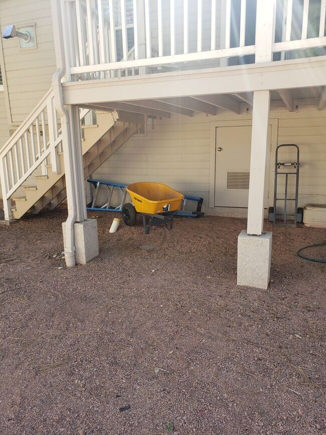 Building Photo - Super Clean 3 Bed / 2 Bath with RV parking