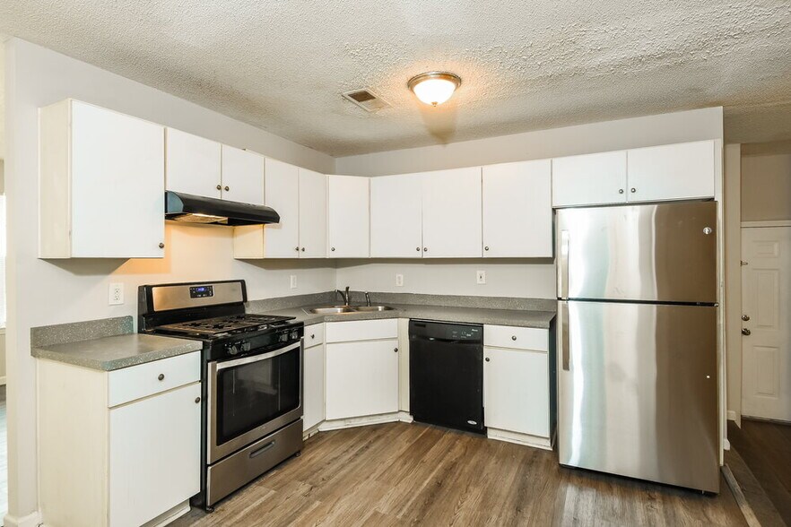 Building Photo - 4259 Waldrop Hills Terrace