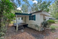 Building Photo - MOVE IN SPECIAL HALF OFF FIRST MONTHS RENT