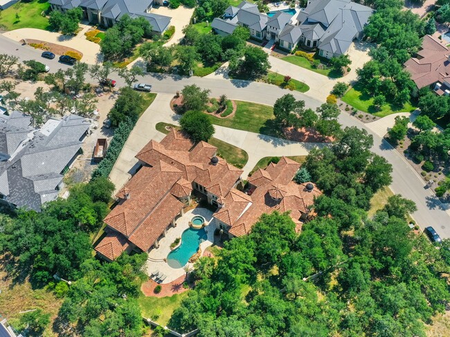 Building Photo - 202 Wellesley Loop