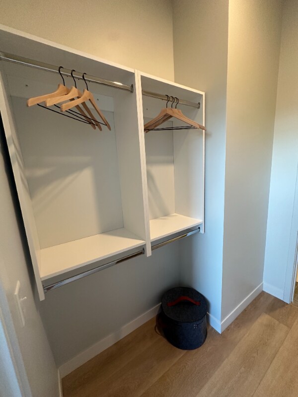 Building Photo - 1120 W Van Buren St