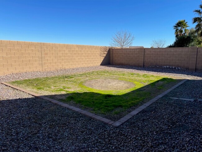 Building Photo - Rancho El Dorado Maricopa House 4 bed 2 ba...