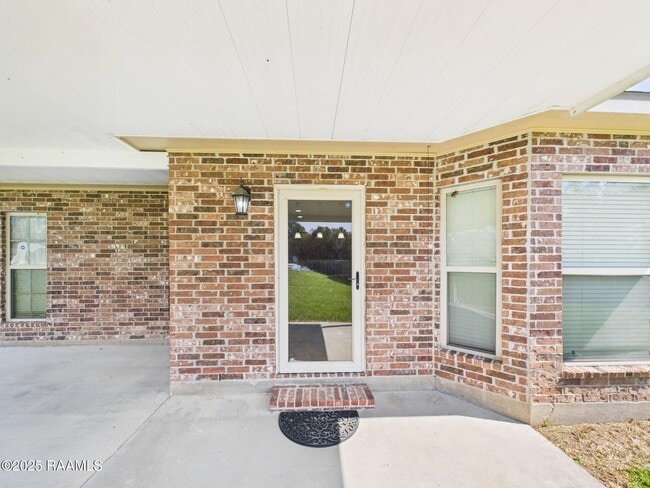 Building Photo - 1013 Gleaux Dr