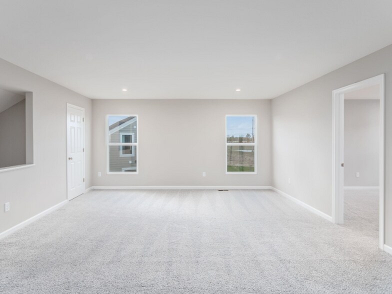 Building Photo - 1550 Day Break Lp