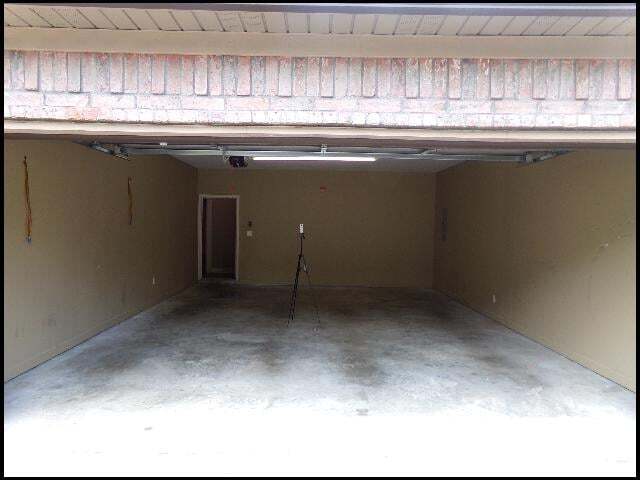 Building Photo - 1606 Nichols Rd