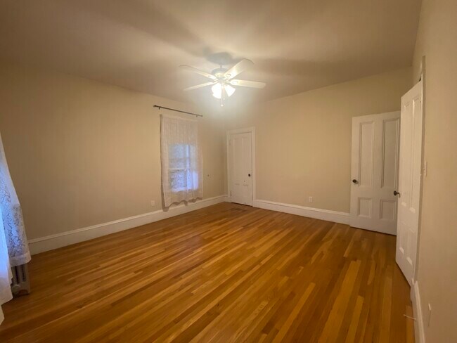 Building Photo - 224 Ashmont St