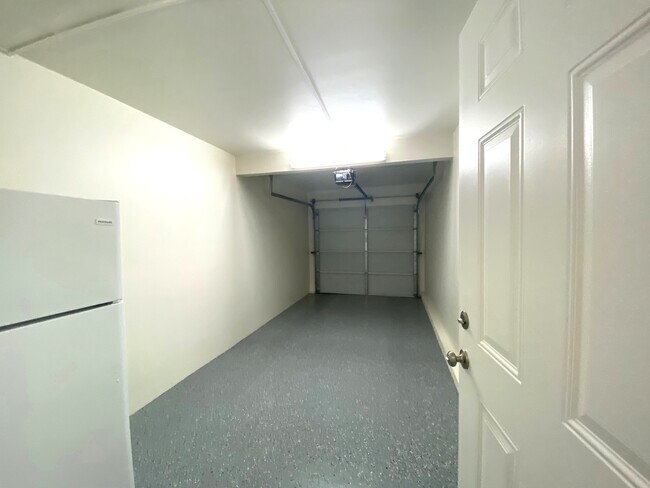 Building Photo - 11310 Nebraska Ave