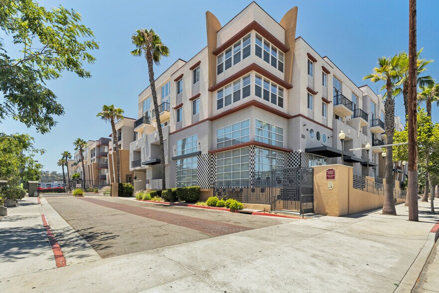 Building Photo - 360 W Ave 26 Ave