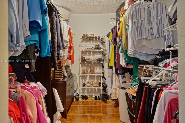 Building Photo - 14330 SW 97th Ln