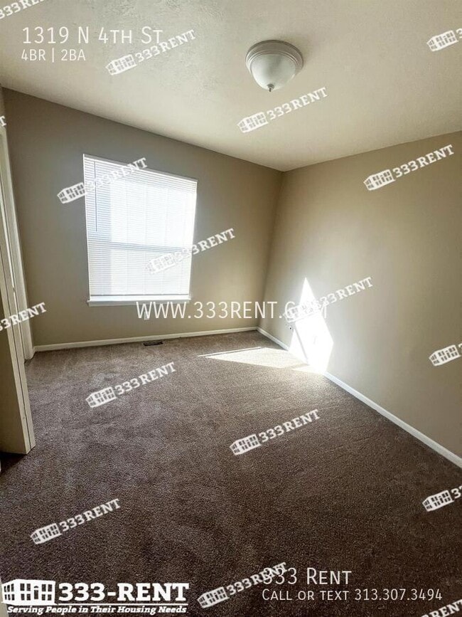 Building Photo - 1319 N 4th St