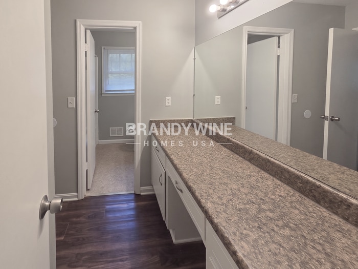 Building Photo - 3310 S Whisper Dr