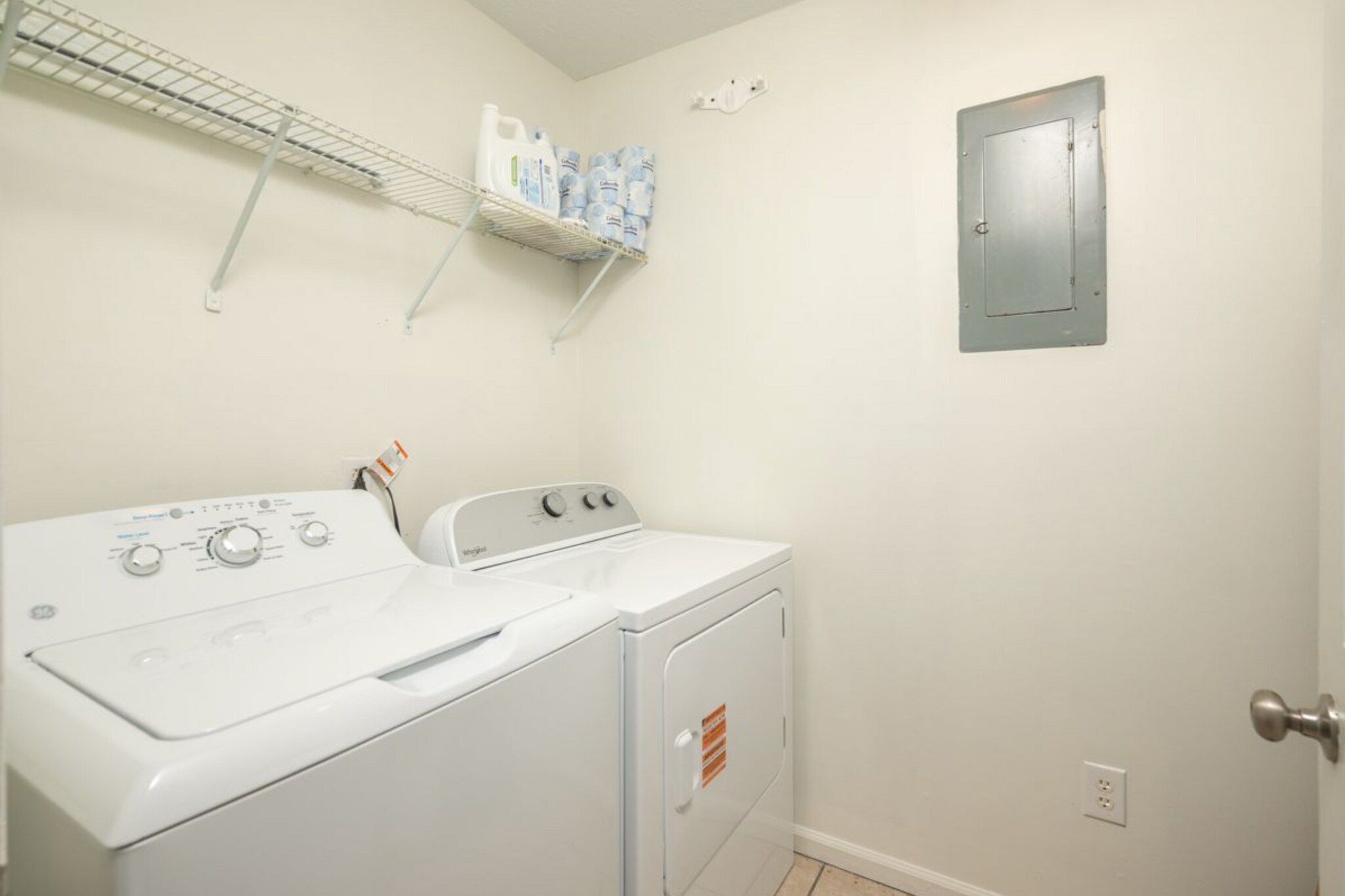 Building Photo - 316 Critz St