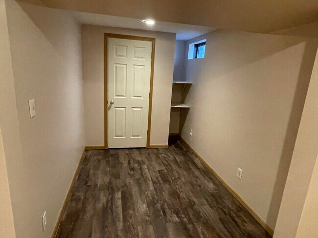 Building Photo - 125 Landing Gear Dr