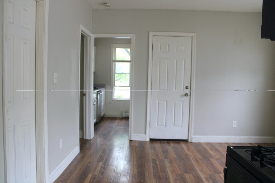 Building Photo - 23 Lafayette St