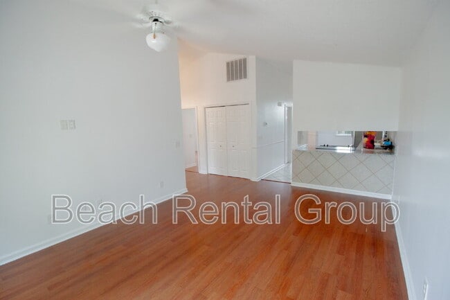 Building Photo - 9490 Leeds Cir