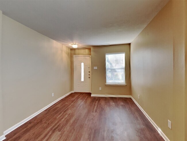 Building Photo - 11827 Tierra Palms Ct